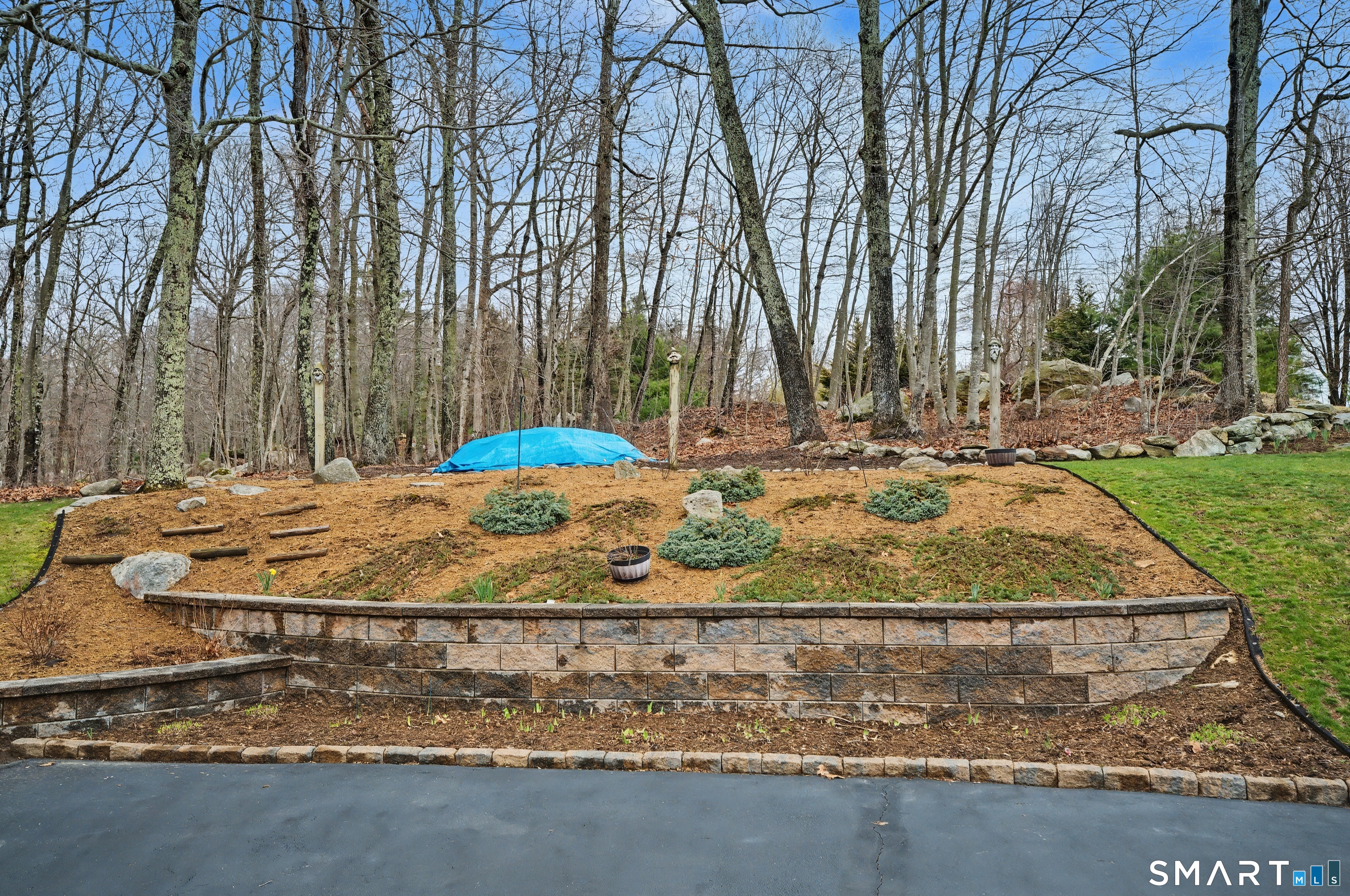 12 Fox Run Columbia CT 06237