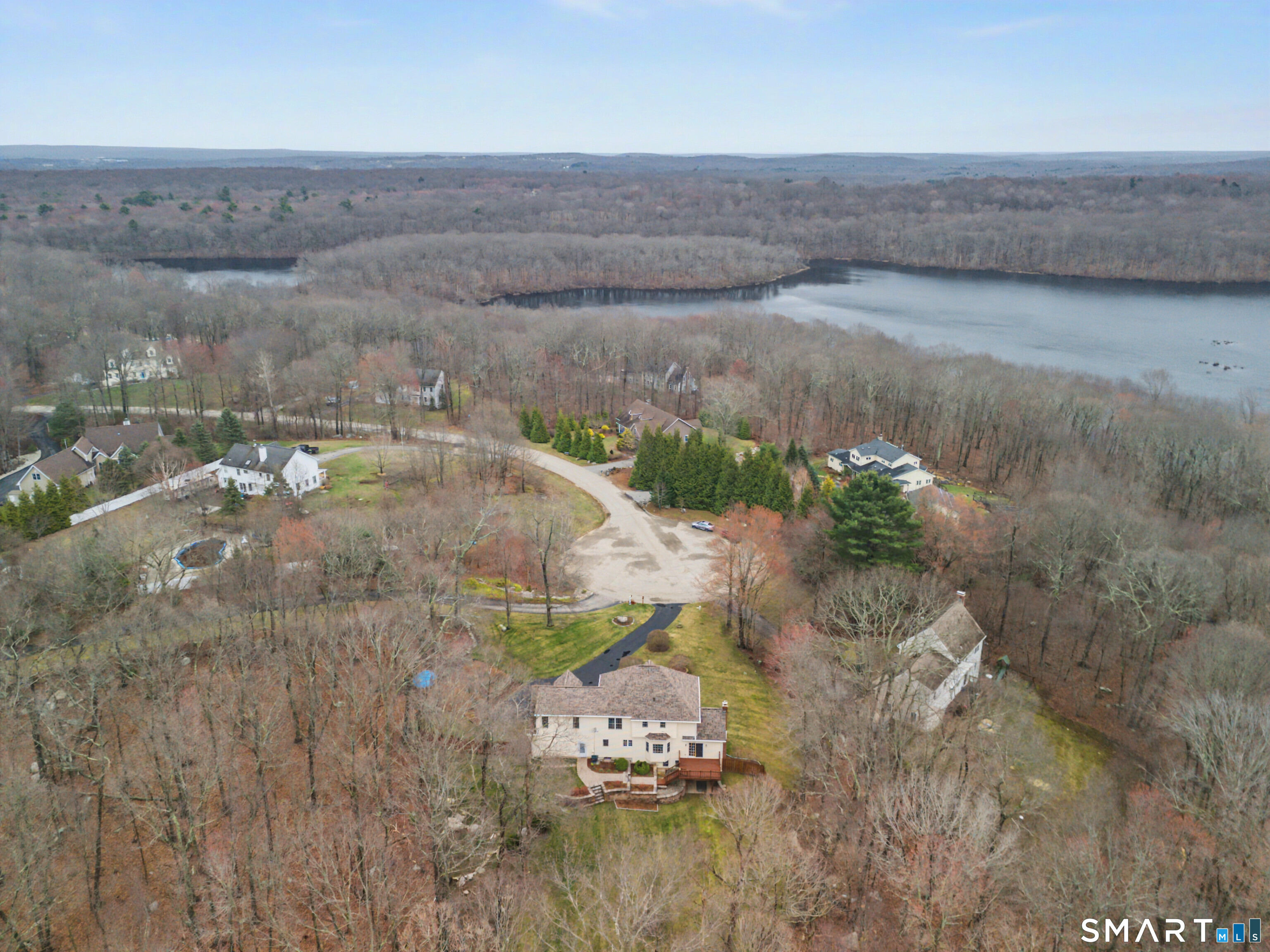 12 Fox Run Columbia CT 06237