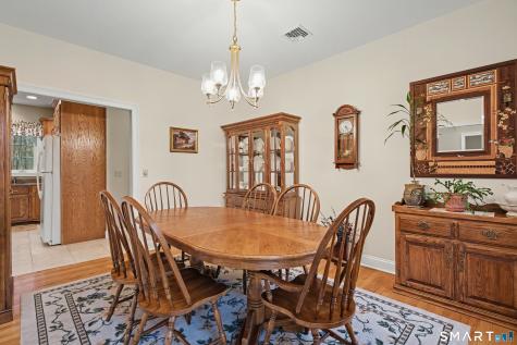 12 Fox Run Columbia CT 06237