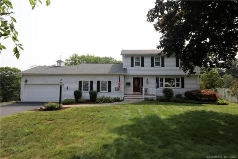 15 Bent Road Windsor CT 06095