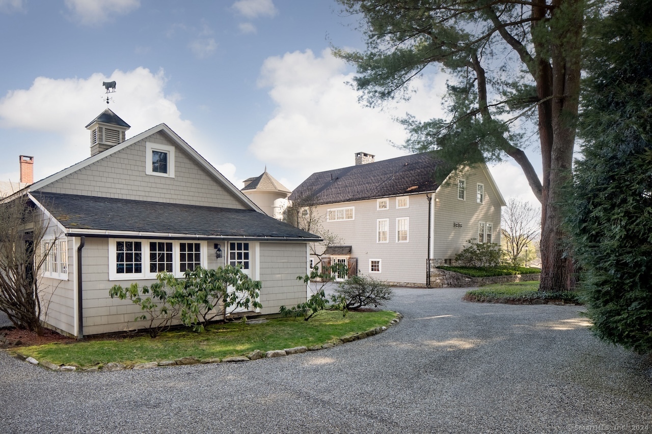 25 Sheffield Road Egremont MA 01258