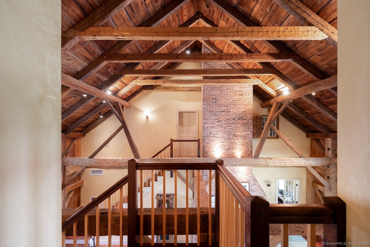 25 Sheffield Road Egremont MA 01258