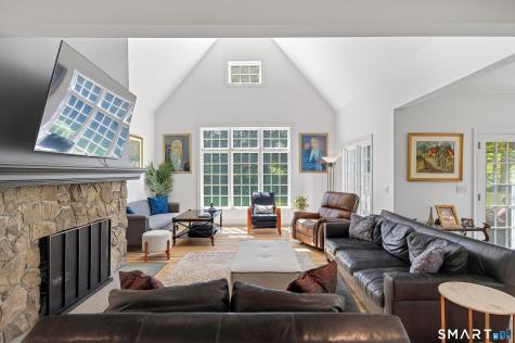 25 Avalon Drive Middlebury CT 06762