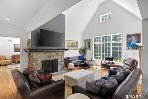 25 Avalon Drive Middlebury CT 06762