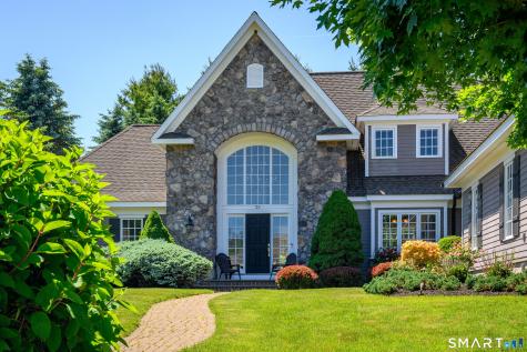 25 Avalon Drive Middlebury CT 06762