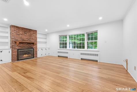 26 Sunset Hill Road Simsbury CT 06070