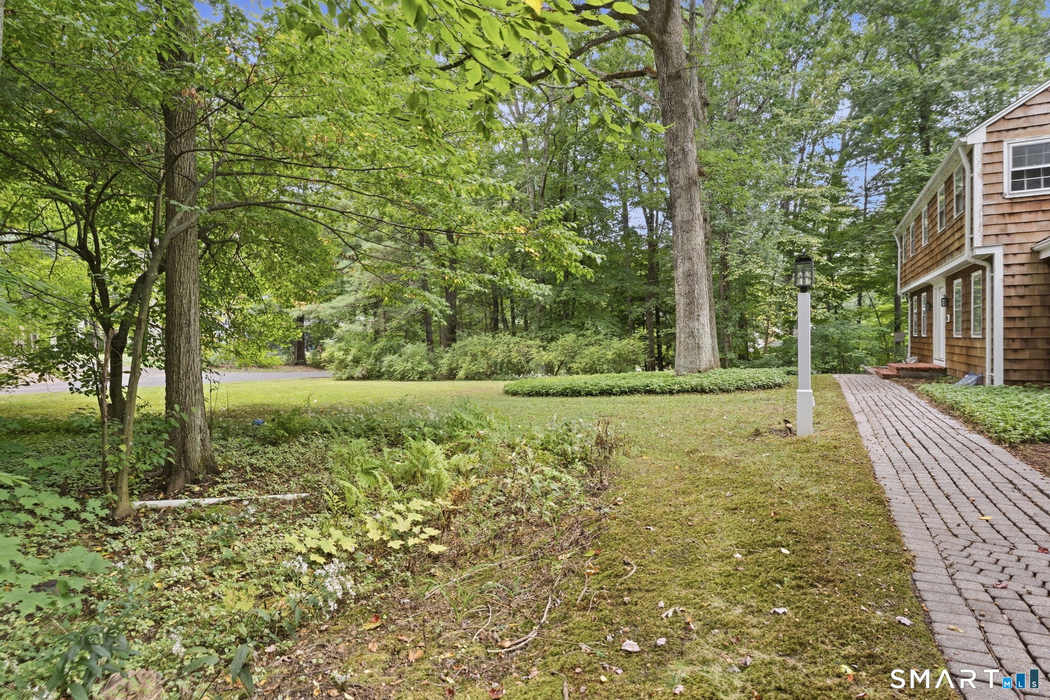 26 Sunset Hill Road Simsbury CT 06070