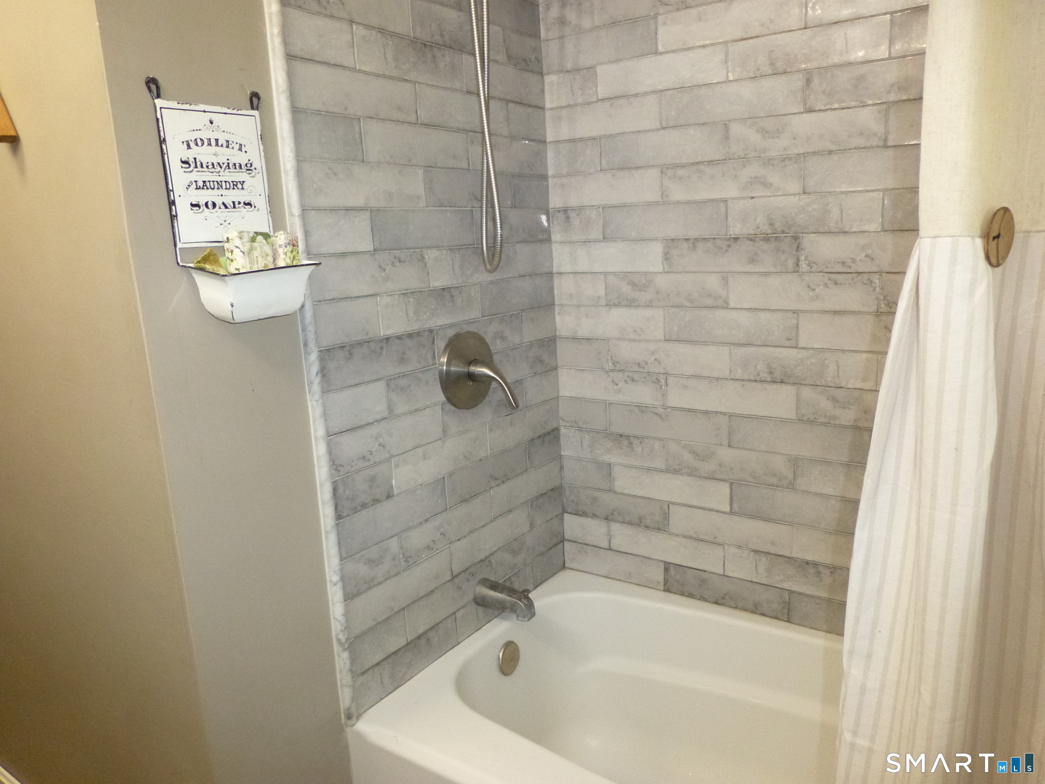 32 Spicer Road Preston CT 06365