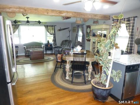 32 Spicer Road Preston CT 06365