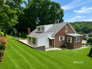 32 Homestead Avenue Derby CT 06418