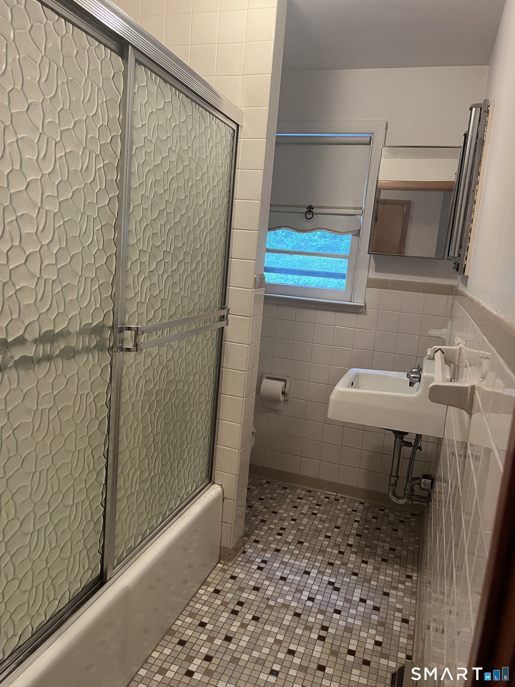 32 Homestead Avenue Derby CT 06418