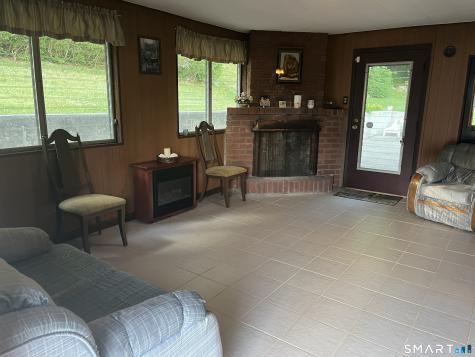 32 Homestead Avenue Derby CT 06418