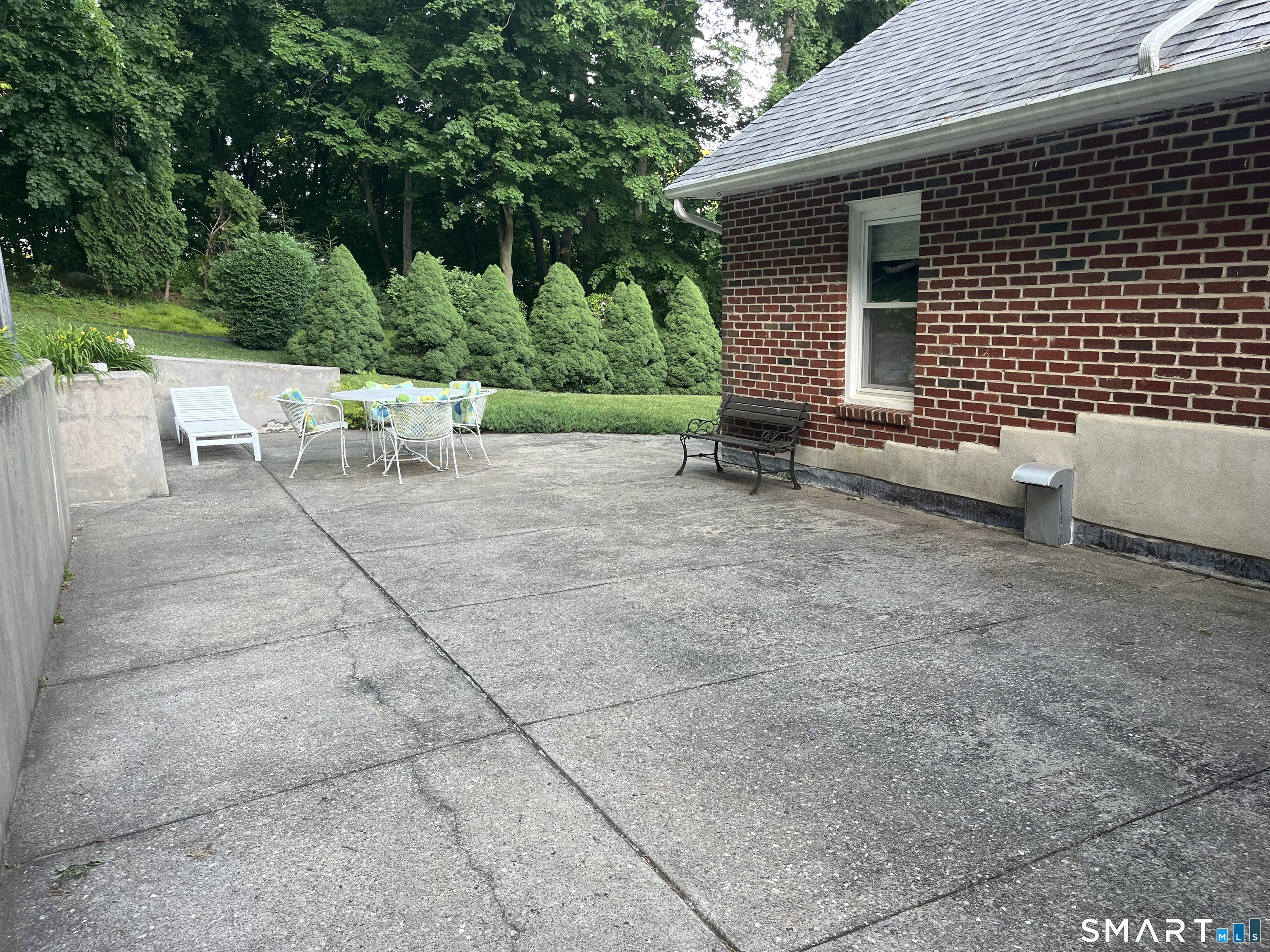 32 Homestead Avenue Derby CT 06418