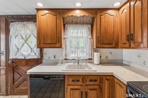 16 Winfield Court Norwalk CT 06855