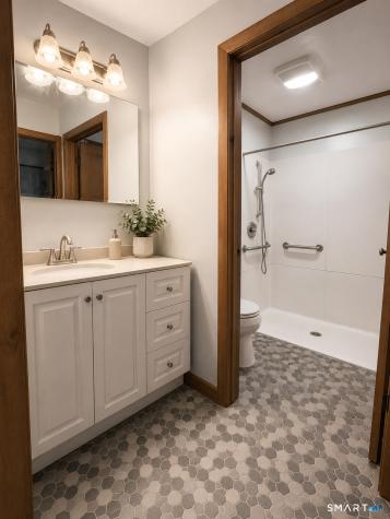 8 Darien Road New Fairfield CT 06812