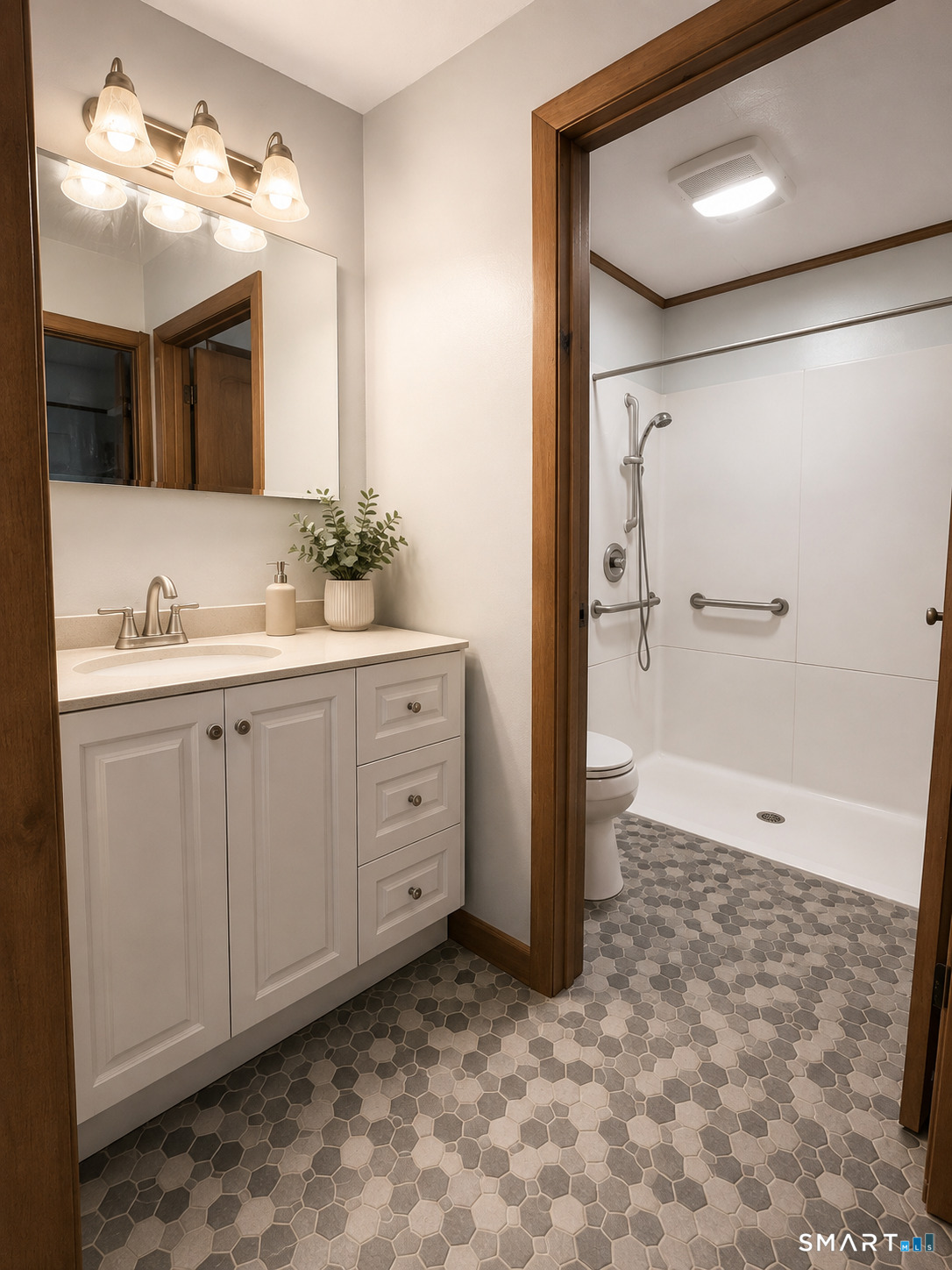 8 Darien Road New Fairfield CT 06812