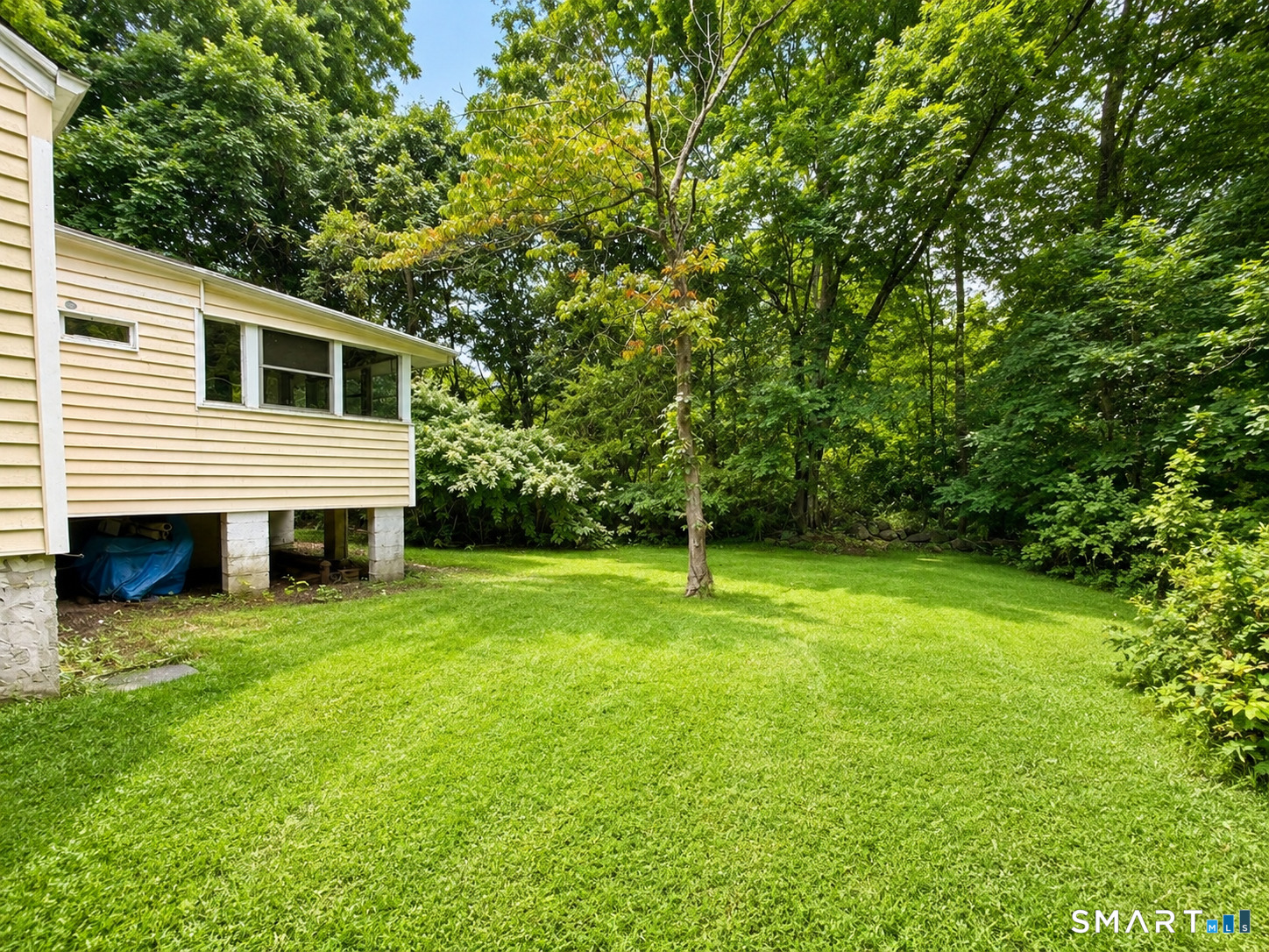 8 Darien Road New Fairfield CT 06812