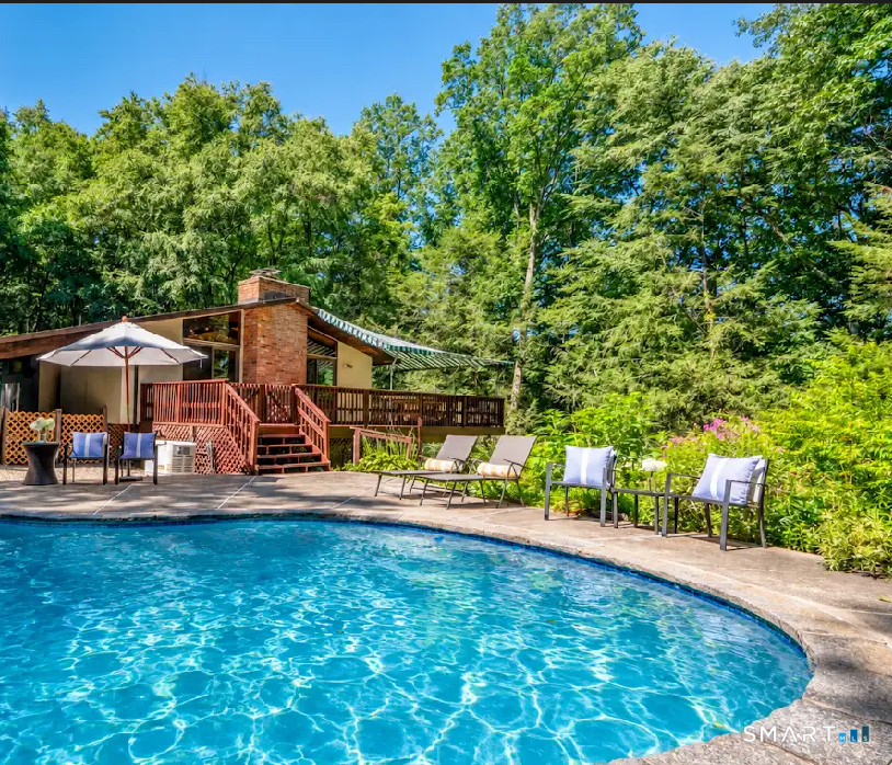 6 Great Pond Lane Redding CT 06896