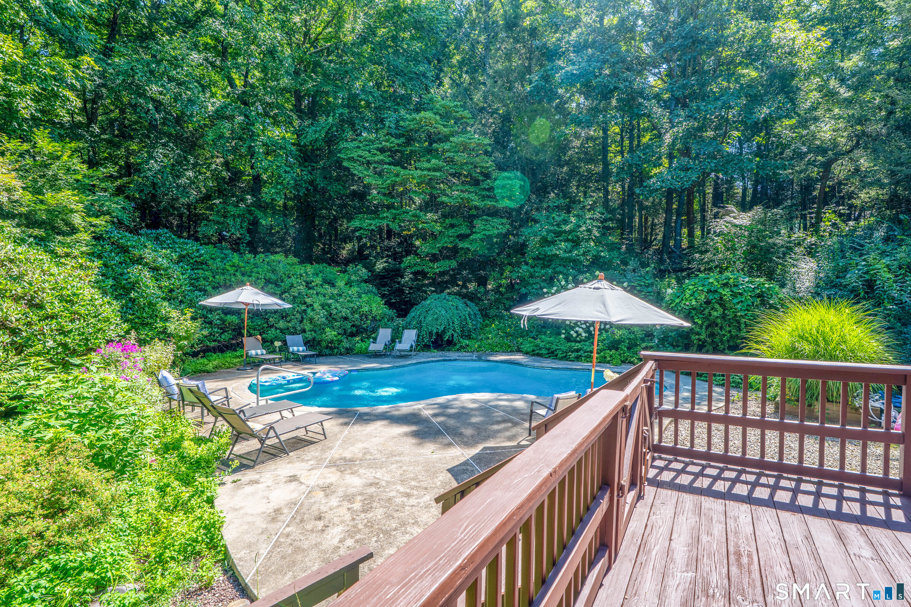 6 Great Pond Lane Redding CT 06896