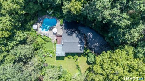 6 Great Pond Lane Redding CT 06896