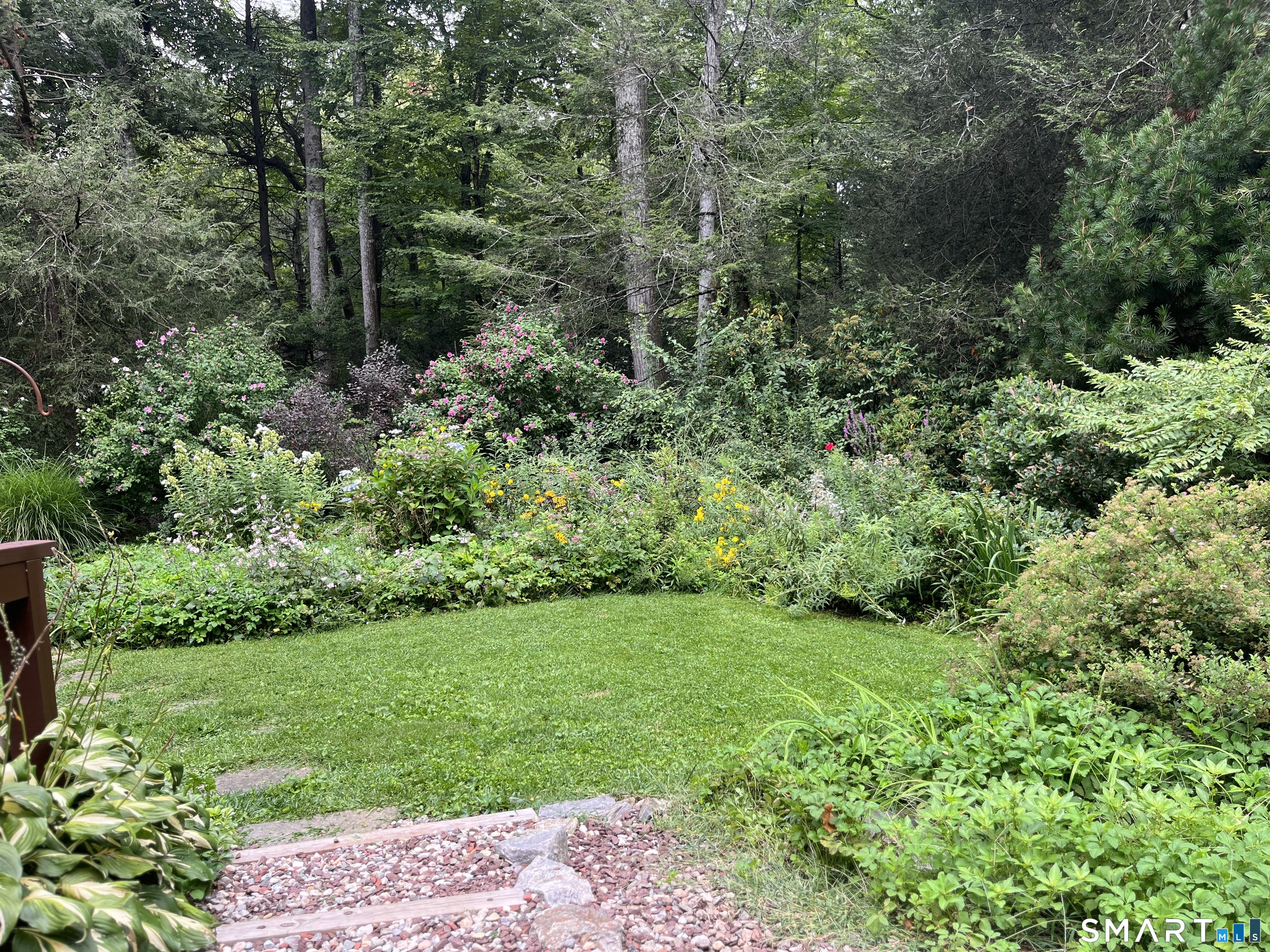 6 Great Pond Lane Redding CT 06896