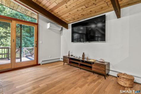 6 Great Pond Lane Redding CT 06896