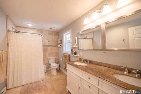 11 South Ridge Road East Lyme CT 06357