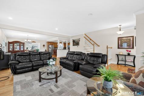 20 Windermere Village Road Ellington CT 06029