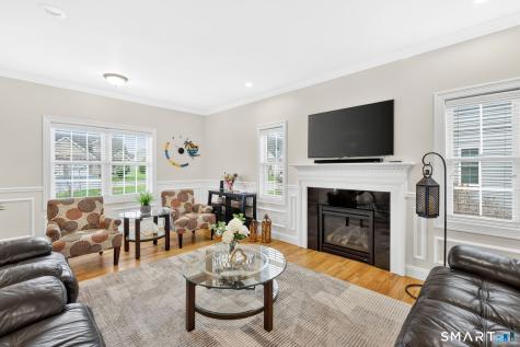 20 Windermere Village Road Ellington CT 06029