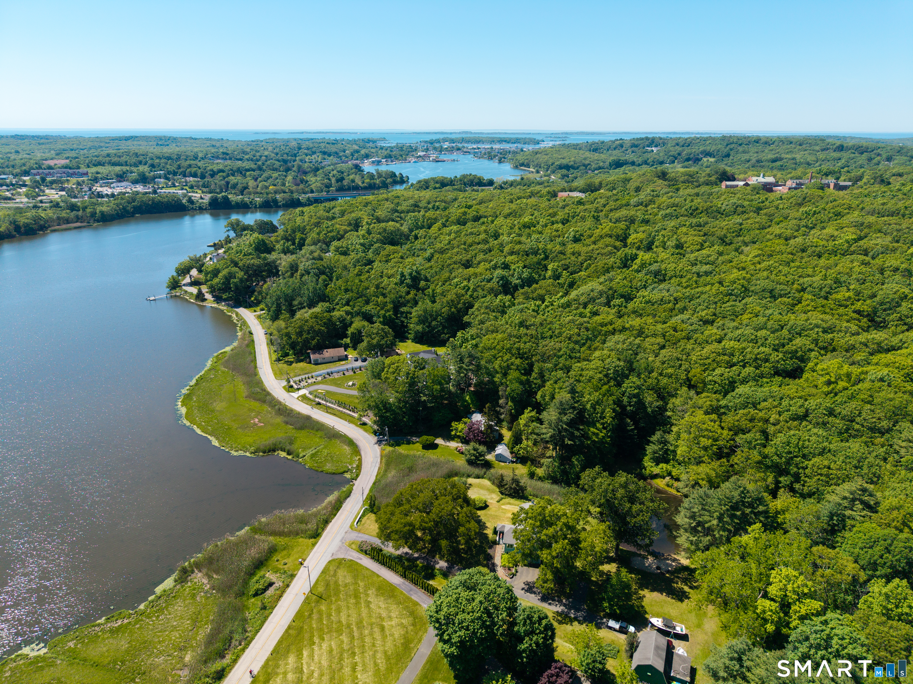 901 River Road Groton CT 06355