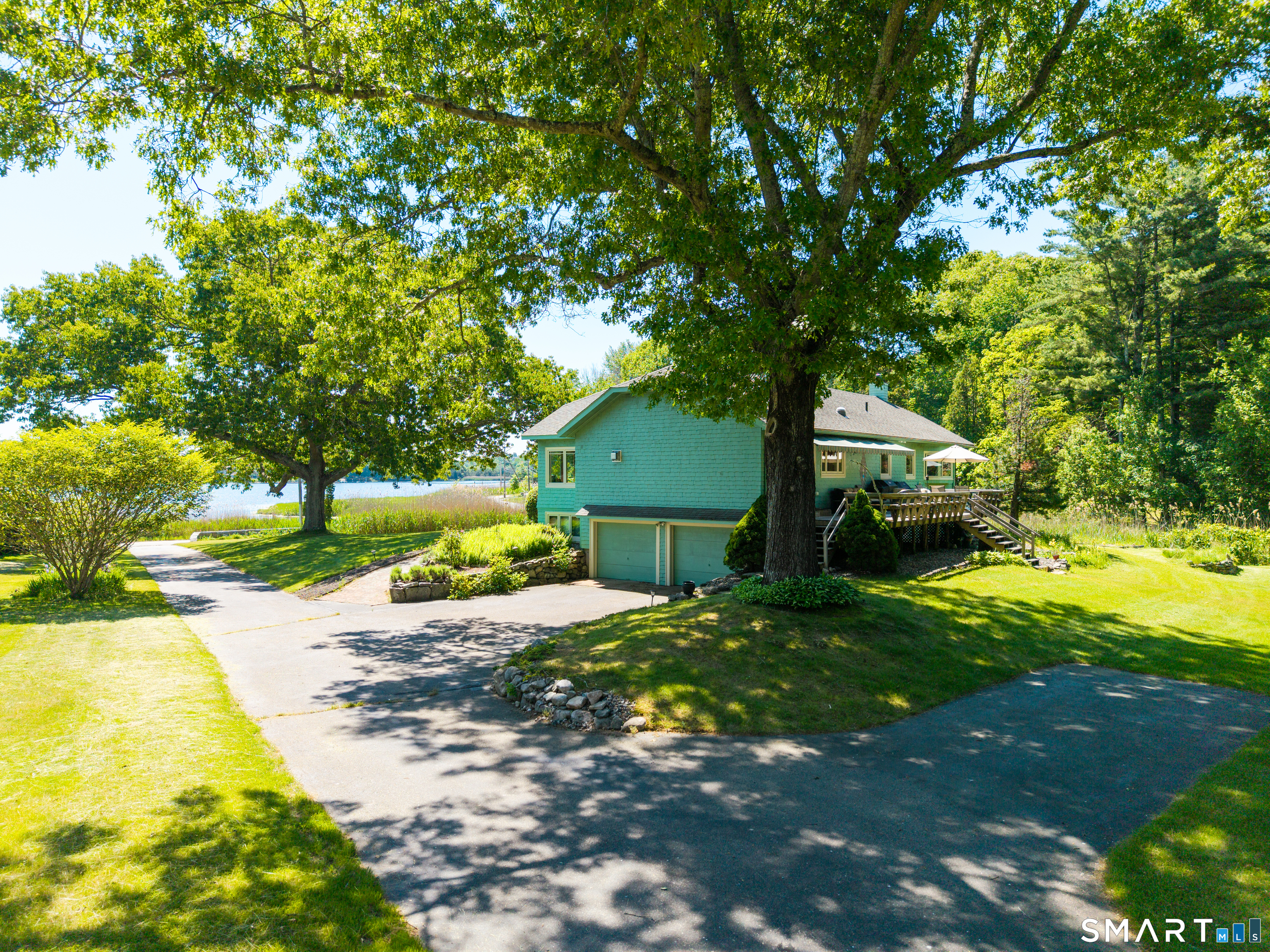 901 River Road Groton CT 06355