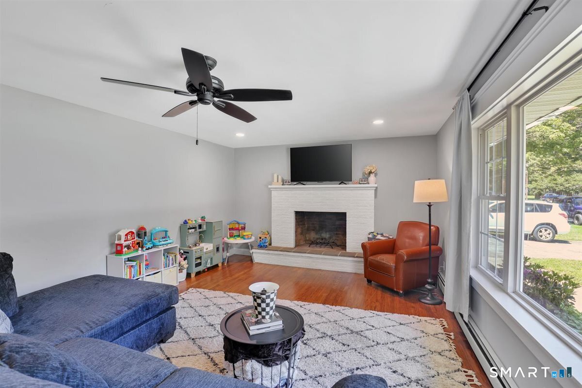 87 Grand View Terrace Brooklyn CT 06234