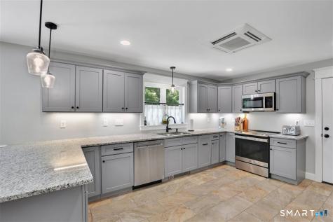 87 Grand View Terrace Brooklyn CT 06234