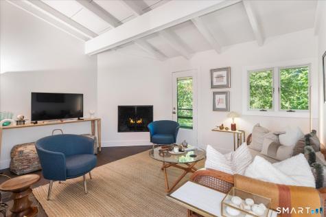 62 Wells Hill Road Weston CT 06883