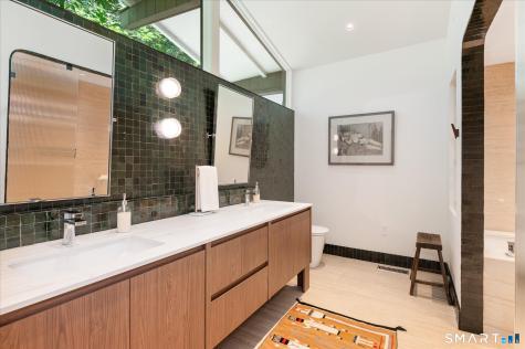 62 Wells Hill Road Weston CT 06883