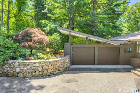 62 Wells Hill Road Weston CT 06883