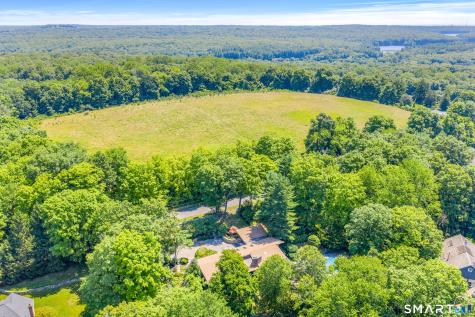62 Wells Hill Road Weston CT 06883