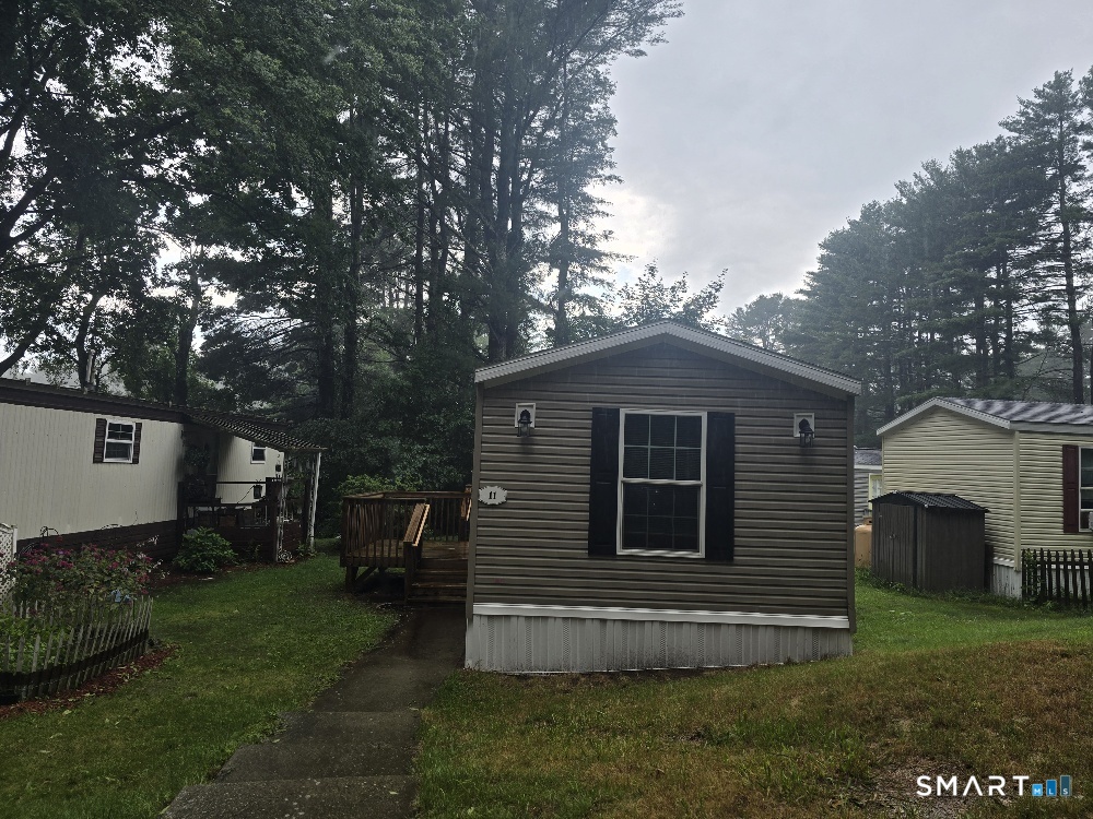 11 R And R Park Killingly CT 06241