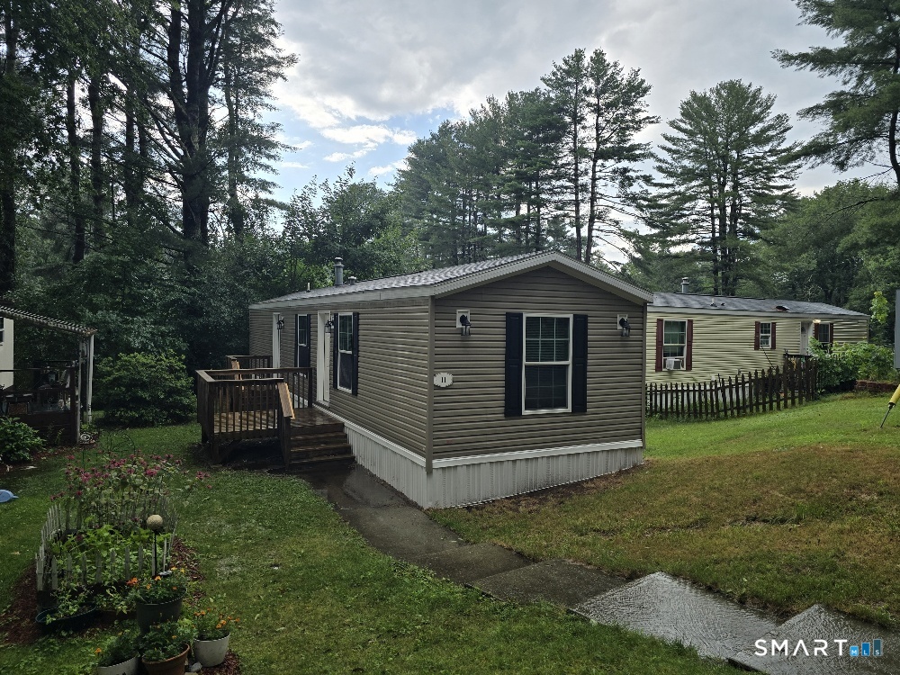 11 R And R Park Killingly CT 06241