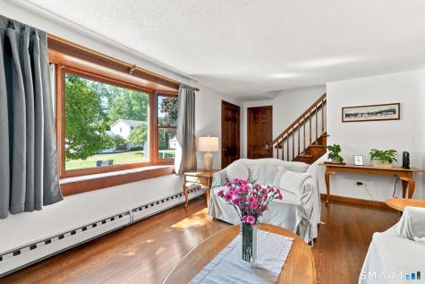 3 Pilgrim Circle Enfield CT 06082