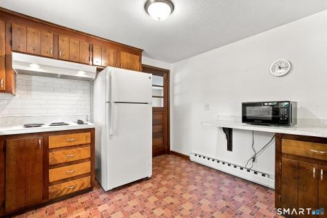 3 Pilgrim Circle Enfield CT 06082