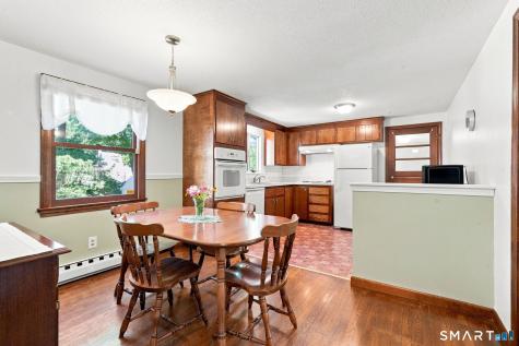 3 Pilgrim Circle Enfield CT 06082