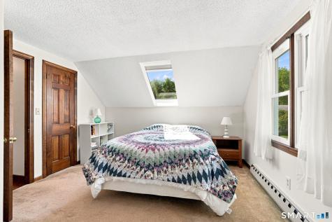 3 Pilgrim Circle Enfield CT 06082