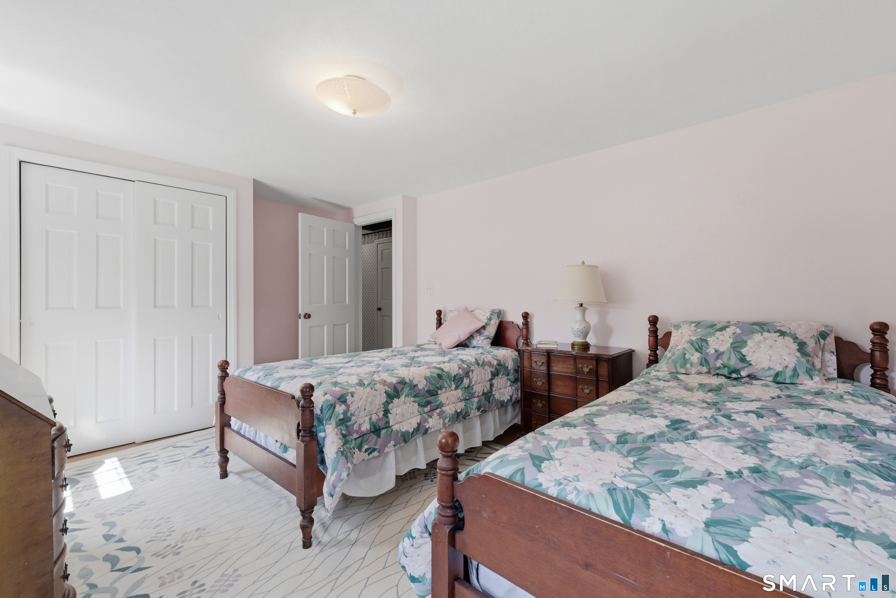 15 Rillbank Terrace West Hartford CT 06107