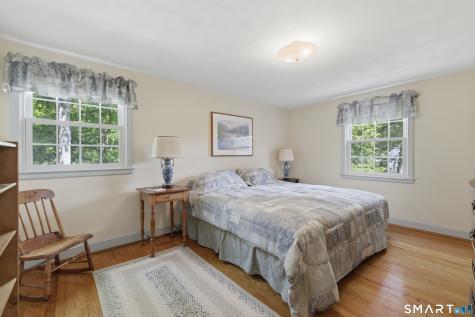 15 Rillbank Terrace West Hartford CT 06107