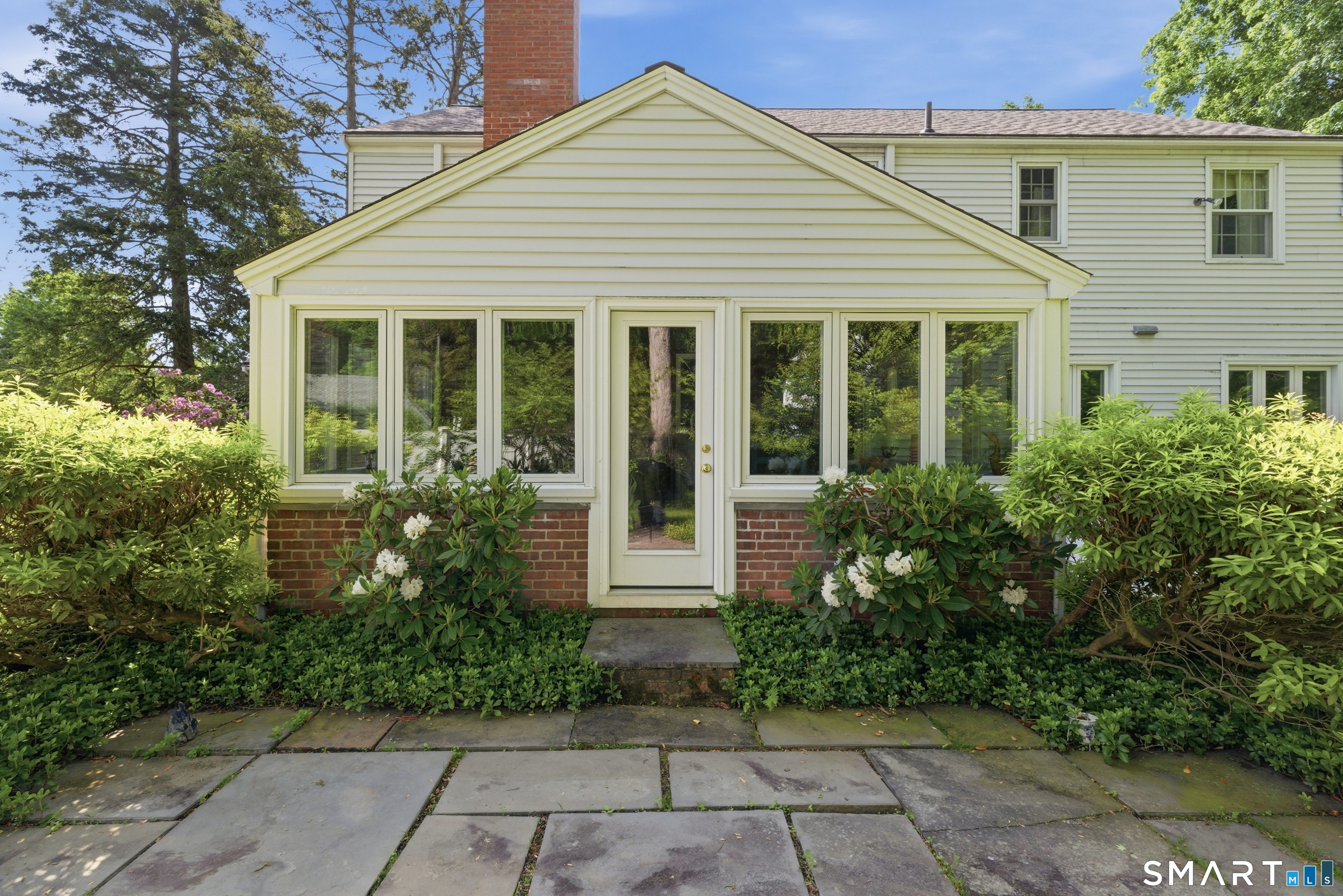 15 Rillbank Terrace West Hartford CT 06107