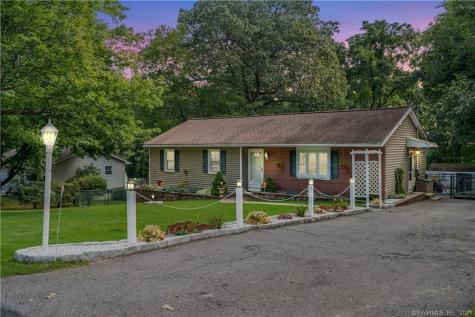 22 Nancy Mae Avenue Prospect CT 06712