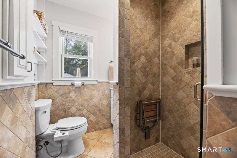 34 West Arch Street Stonington CT 06379