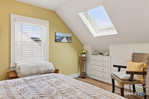 34 West Arch Street Stonington CT 06379