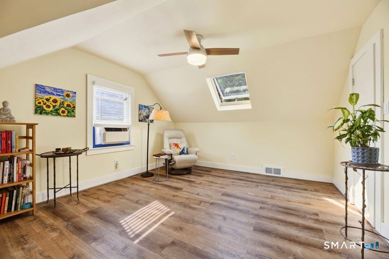 34 West Arch Street Stonington CT 06379